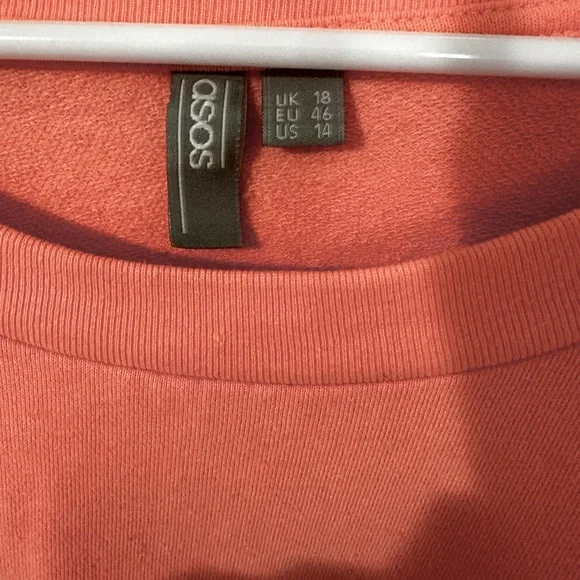 CUTE top - Picture 3 of 3